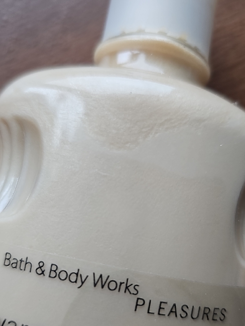 New Original Formula Vintage Bath & Body Works Warm Vanilla Sugar Body Lotion - Picture 3 of 3